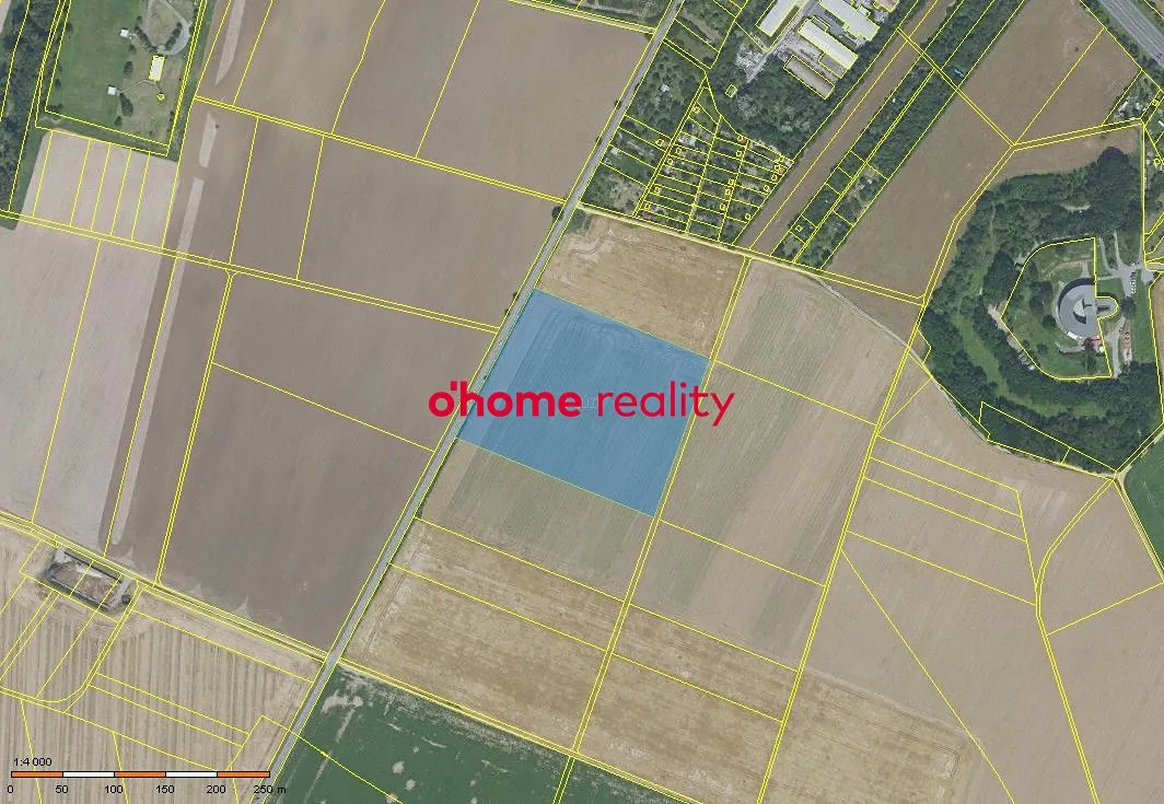 Prodej pole 31871 m²